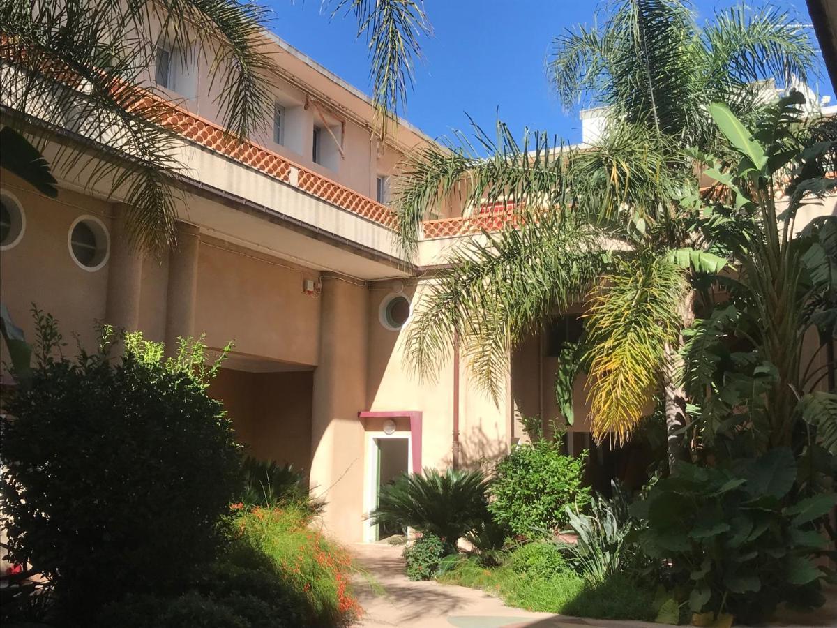 Blue Summer Vibes Appartment For 4P, Ac, Parking, Beachfront, Spa Access -5 La Ciotat Ngoại thất bức ảnh
