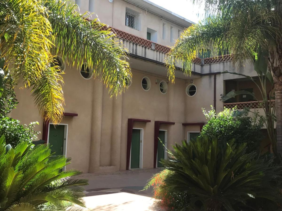 Blue Summer Vibes Appartment For 4P, Ac, Parking, Beachfront, Spa Access -5 La Ciotat Ngoại thất bức ảnh